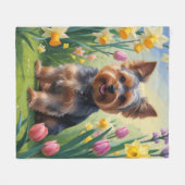 ヨークシャーテリアの犬 春の花の絵 フリースブランケット (正面(横))