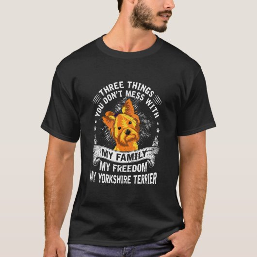 ヨークシャーテリアをなめるな Tシャツ (正面)