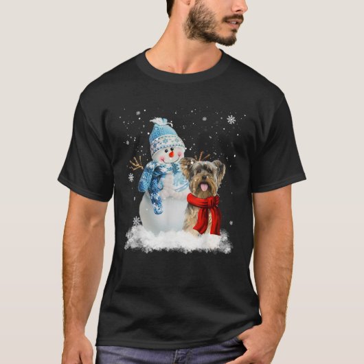 ヨークシャーテリアドッグおもしろいクリスマス雪だるまクリスマスパジャム Tシャツ (正面)