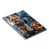 ヨークシャーテリアハロウィン不気味 ノートブック (右側)