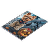 ヨークシャーテリアハロウィン不気味 ノートブック (左側)