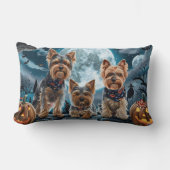 ヨークシャーテリアハロウィン不気味 ランバークッション (正面)