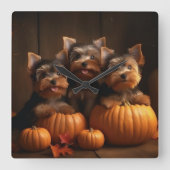 ヨークシャーテリアパピーオータムデライトカボチャ スクエア壁時計 (正面)