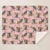 ヨークシャーテリアポーズアンドボーンズヨークシャーテリア犬 シェルパブランケット (正面(横))