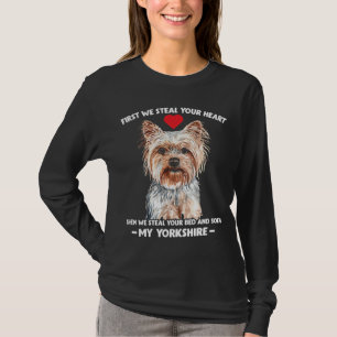 ヨークシャーテリア犬の贈り物ヨークシャーの愛玩動物 Tシャツ