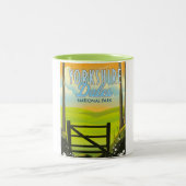 ヨークシャー・ダレス・ヴィンテージ旅行ポスター ツートーンマグカップ (中央)