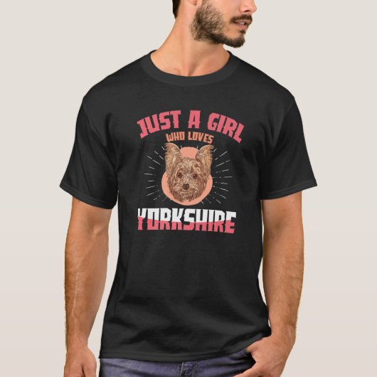 ヨークシャー・テリアが大好きな女の子 犬の飼い主 Tシャツ (正面)