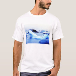 ヨークルスアゥルロゥン湖の氷山 Tシャツ