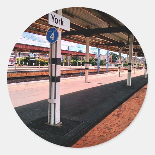 ヨーク駅 ラウンドシール (正面)