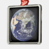 ヨーロッパとアジアを示す全地球2 メタルオーナメント (左)