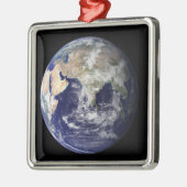 ヨーロッパとアジアを示す地球 メタルオーナメント (左)