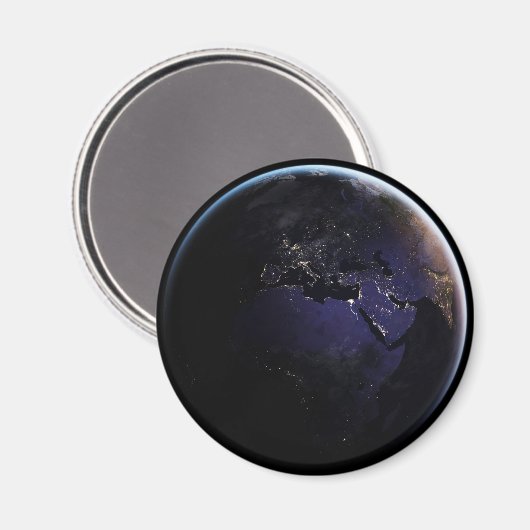 ヨーロッパの夜の街灯を示す完全な地球。 マグネット (正面/裏面)