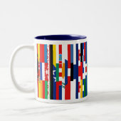 ヨーロッパの旗のマグ ツートーンマグカップ (左)