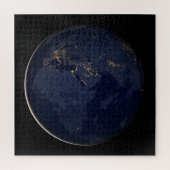 ヨーロッパ、アフリカ、中東の都市の夜の照明 ジグソーパズル (縦)