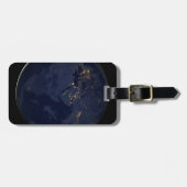 ヨーロッパ、アフリカ、中東の都市の夜の照明 ラゲッジタグ (正面横)