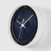 ヨーロッパ、アフリカ、中東の都市の夜の照明 壁時計 (傾斜)