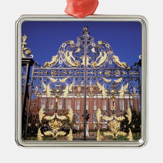 ヨーロッパ、イギリス、ロンドン。外の金箔を施した門 メタルオーナメント (正面)