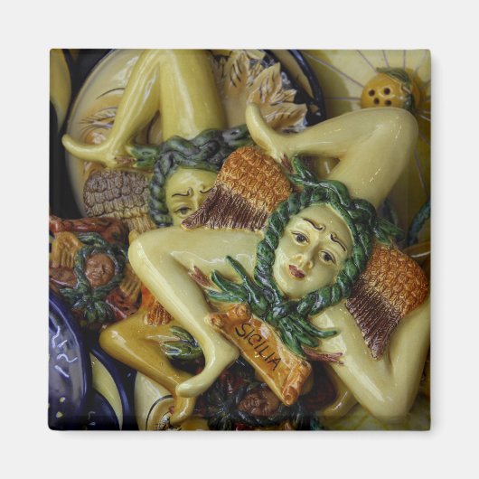 ヨーロッパ、イタリア、シチリア、タオルミーナ。伝統的9 マグネット (正面)