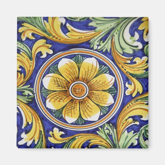 ヨーロッパ、イタリア、シチリア、タオルミーナ。伝統的 4 マグネット (正面)