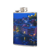 ヨーロッパ、イタリア、シンク·テレ、ベルナッツァ。ヒルサイド フラスク (左)