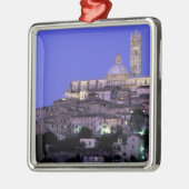 ヨーロッパ、イタリア、トスカーナ、シエナ。第13回ドゥオモと メタルオーナメント (左)