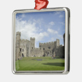 ヨーロッパ、ウェールズ、カーナルフォン。カーナルフォン城 メタルオーナメント (左)