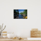 ヨーロッパ、オランダ、アムステルダム、黄色の自転車と ポスター (キッチン)