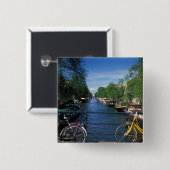 ヨーロッパ、オランダ、アムステルダム、黄色の自転車と 缶バッジ (正面&裏面)