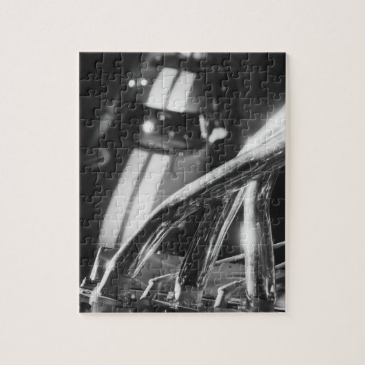 ヨーロッパ、スイス、ジュネーブ。ジュネーブ·モーター·ショー4 ジグソーパズル (縦)