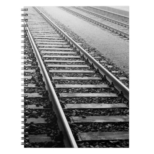 ヨーロッパ、スイス、チューリッヒ列車の線路 ノートブック (正面)