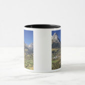 ヨーロッパ、スペイン、サレント·デ·ガレゴ。小さい マグカップ (中央)