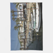 ヨーロッパ、スペイン、ミノルカ（通称メノルカ）。 魚釣り キッチンタオル (縦)