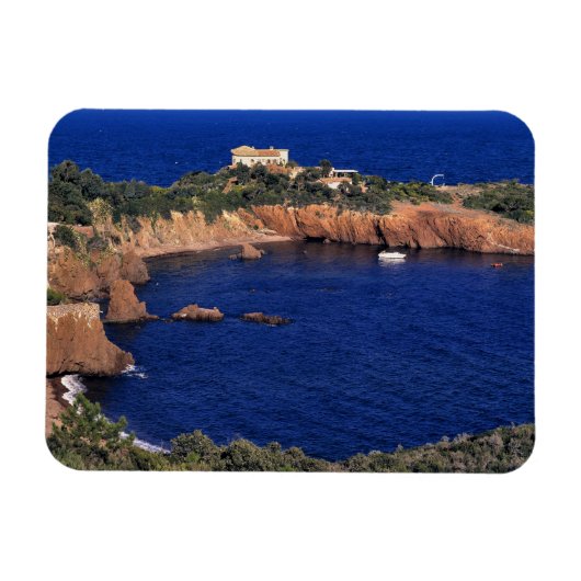 ヨーロッパ、フランス、テウレ・シュルメール。瓦の葺き マグネット (横)