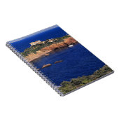 ヨーロッパ、フランス、テオール·シュル·メル。瓦葺き ノートブック (右側)