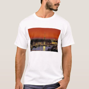 ヨーロッパ フランス パリ エッフェル塔のサンセットビュー Tシャツ