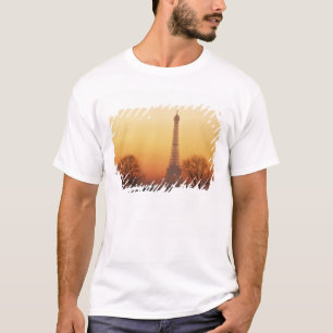 ヨーロッパ, フランス, パリ エッフェル塔 (中画質 Tシャツ