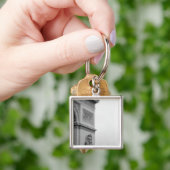 ヨーロッパ、フランス、パリ。トリオンフ弧と2 キーホルダー (手)