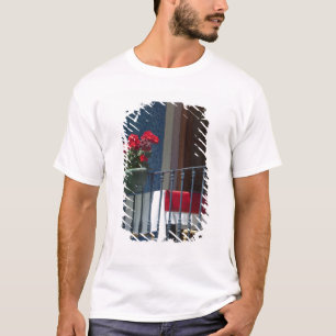 ヨーロッパ, ポルトガル. シントラの歴史的町並み Tシャツ