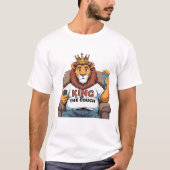 ライオおもしろいンパパTシャツ – King of the Couch Tシャツ (正面)