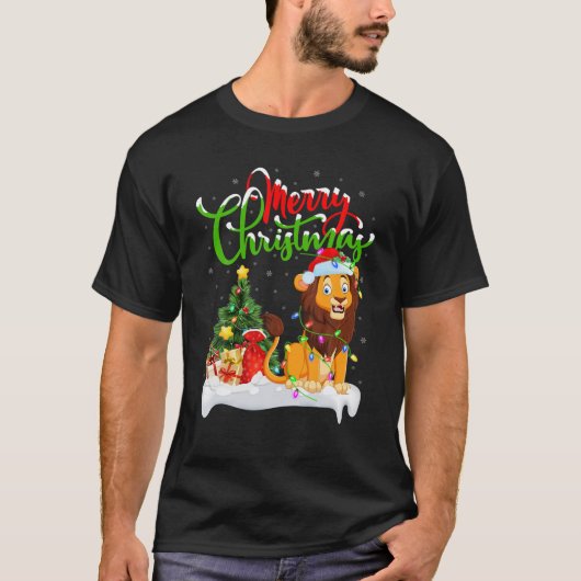 ライオおもしろいン動物愛好家クリスマス照明ライオンクリステム Tシャツ (正面)