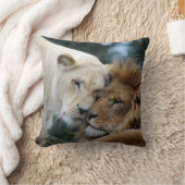 ライオンおよび雌ジシ クッション (ブランケット)