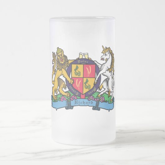 ライオンと一角獣の激しいビアコート・オブ・アームズ フロストグラスビールジョッキ (中央)