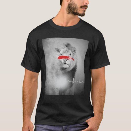 ライオンと子羊の鼓動 Tシャツ (正面)