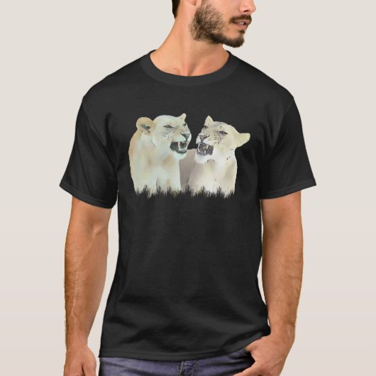 ライオンのメス ライオンのメス 捕食猫 猫 アフリカ Tシャツ (正面)