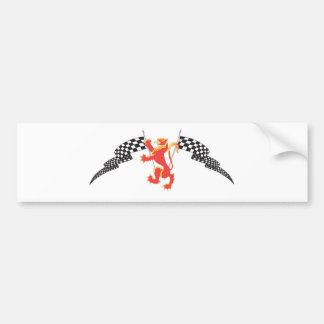 ライオンの手がつけられなく、チェック模様の旗 バンパーステッカー