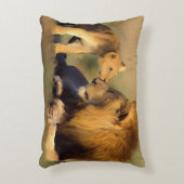 ライオンの枕 アクセントクッション (正面(垂直))