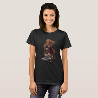 ライオンの母 戦うクイーン・ママ Tシャツ