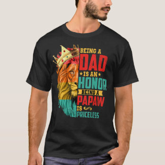 ライオンはパパは名誉パポーは高価である Tシャツ