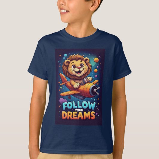 🦁 ライオン飛行機アドベンチャー キッズ グラフィック ✈️ Tシャツ (正面)
