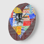 ライセンスプレートアートリサイクルヴィンテージ時計 ラージ壁時計 (傾斜)